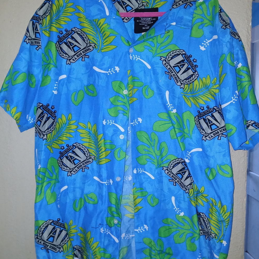 Stylish Blue and Green Patterned Dress Shirt